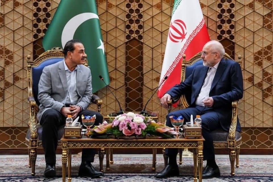 دیدار عاصم منیر با مقامات ایران