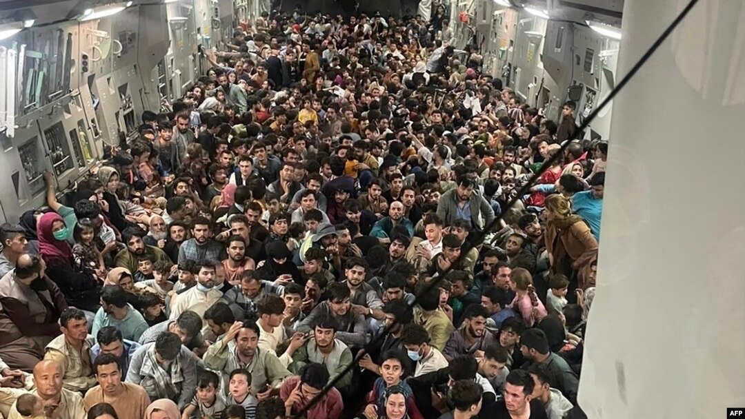 سازمان حامی پناهجویان: اداره ترامپ قصد دارد هفته آینده شماری از افغانها را اخراج کند