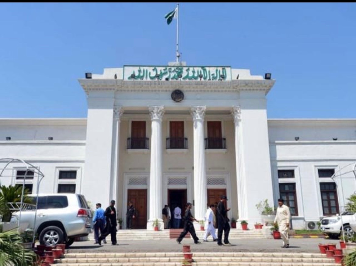 # پاکستان در خیبرپختونخوا حاکمیت والی اعلام کرد؛ فعالیت حکومت ایالتی تعلیق شد